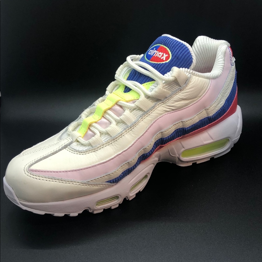 NEW Nike Women’s Air Max 95 SE Corduroy ‘Panache’ - Picture 3 of 8
